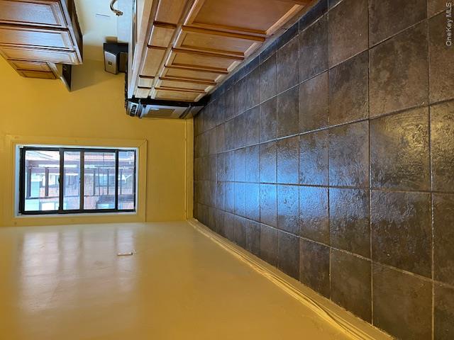 590 E Third Street 4o Property Photo 9