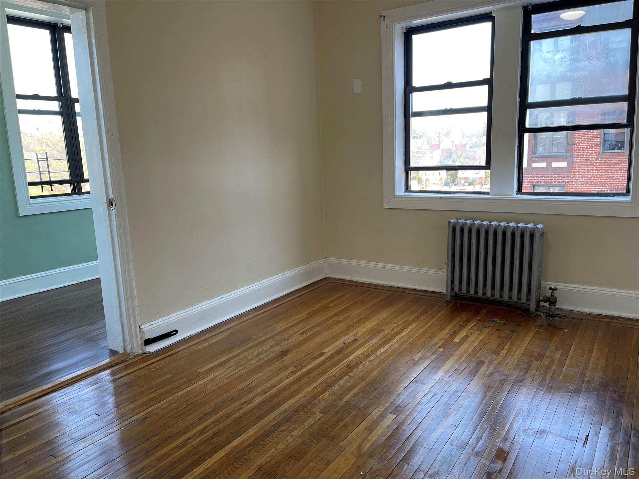590 E Third Street 4o Property Photo 18