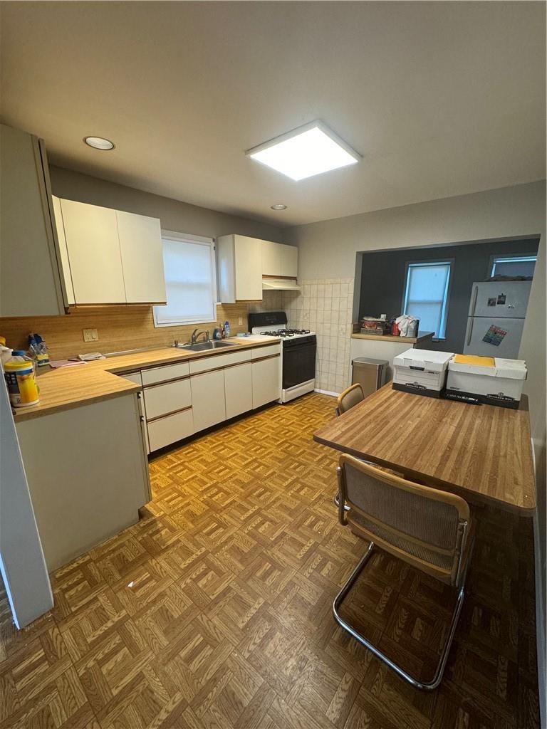 46 1st Street Property Photo 7
