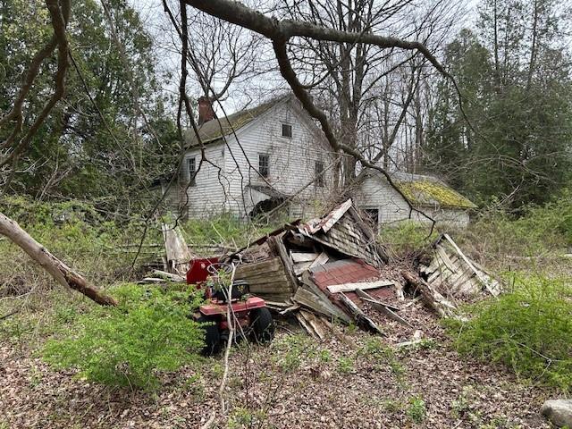149 Dixon Road Property Photo 5