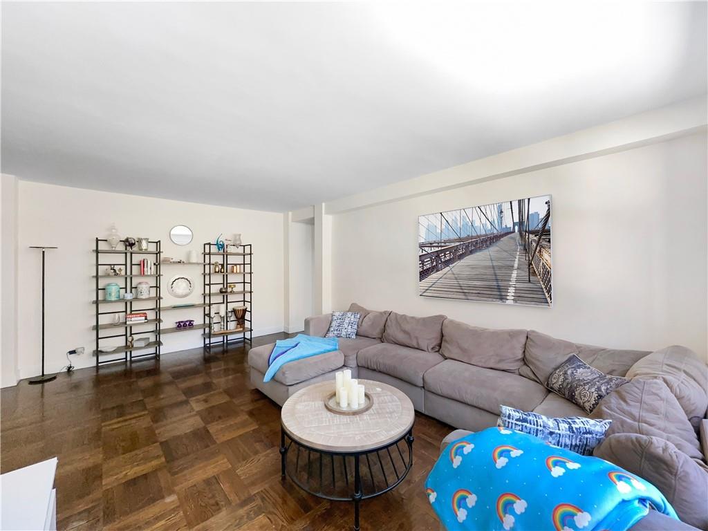 3725 Henry Hudson Parkway 2fg Property Photo 5