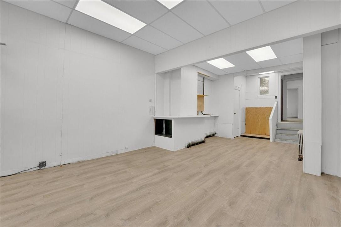 1073 White Plains Road 1 Property Photo 10