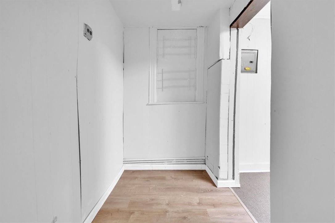 1073 White Plains Road 1 Property Photo 18