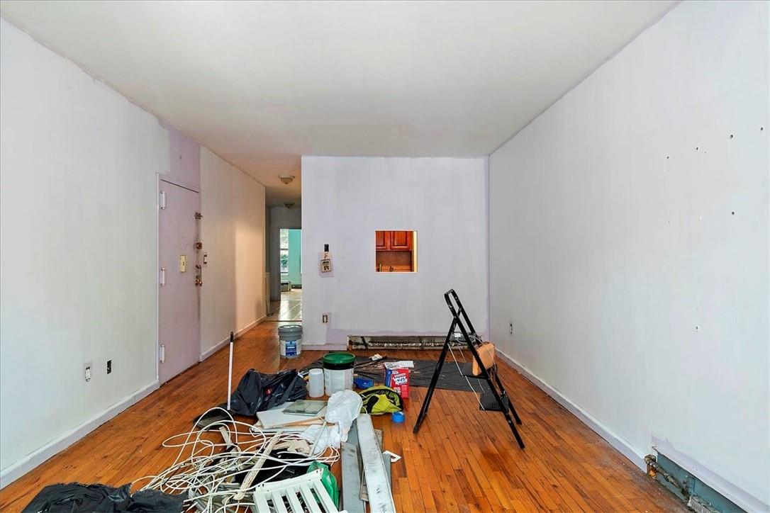 1012 Faile Street 1012a Property Photo 5
