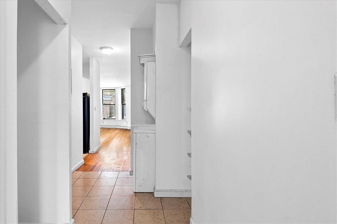 1012 Faile Street 1012a Property Photo 10