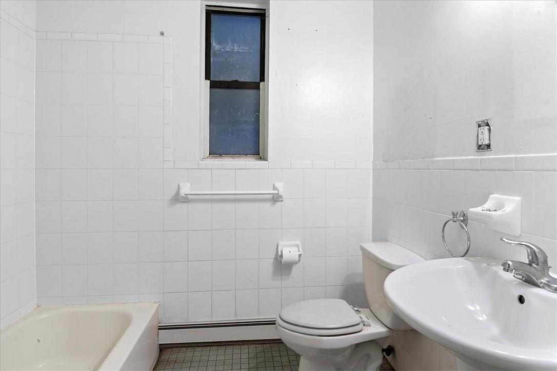 1012 Faile Street 1012a Property Photo 18
