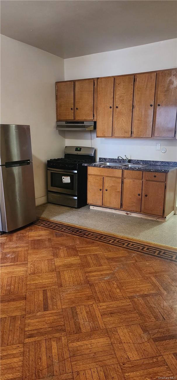 767 Eastern Parkway 1b Property Photo 4