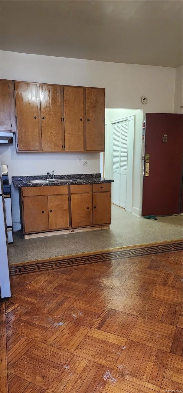 767 Eastern Parkway 1b Property Photo 7