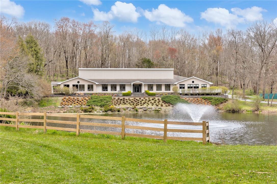 200 Cardinal Road Property Photo
