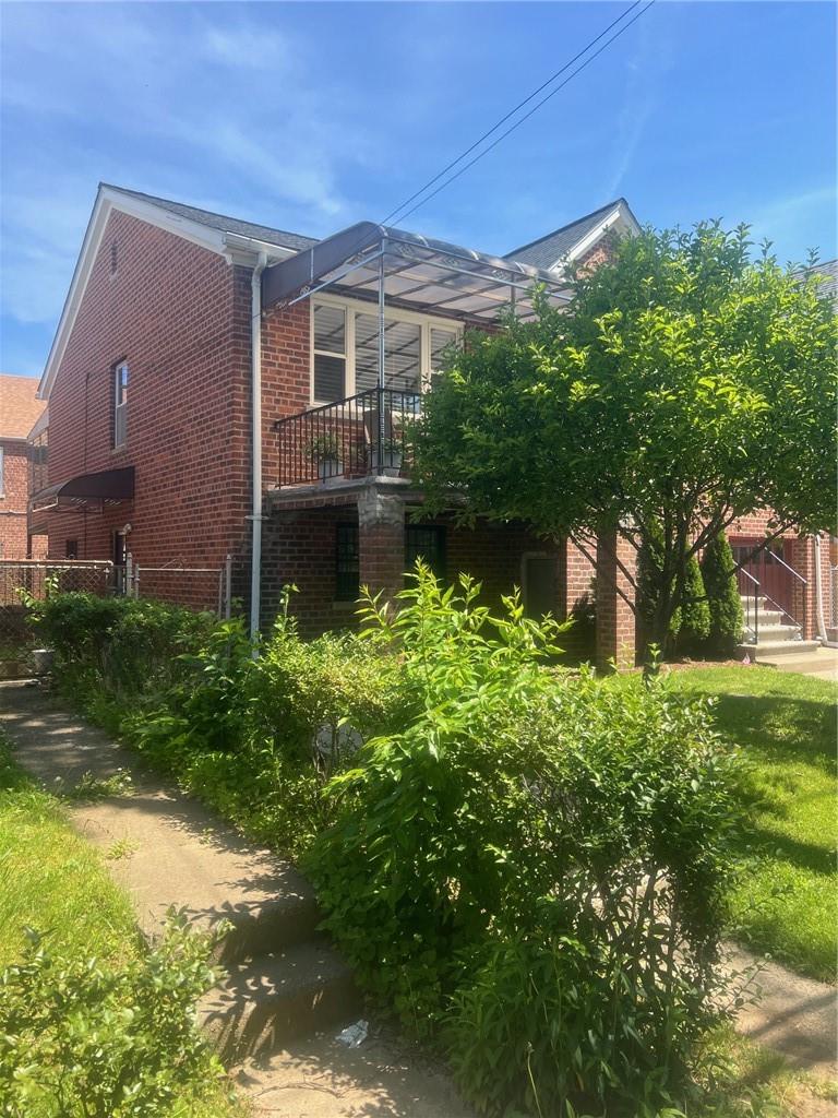 1357 Waring Avenue Property Photo 2