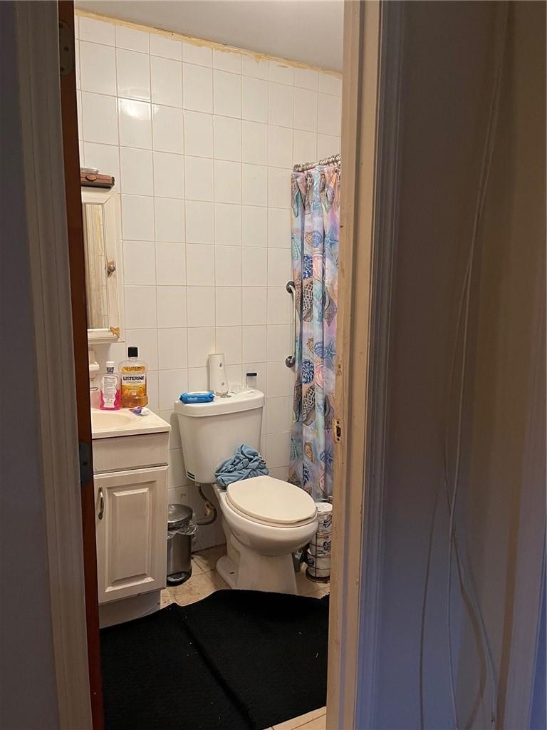 919 Mace Avenue Property Photo 2