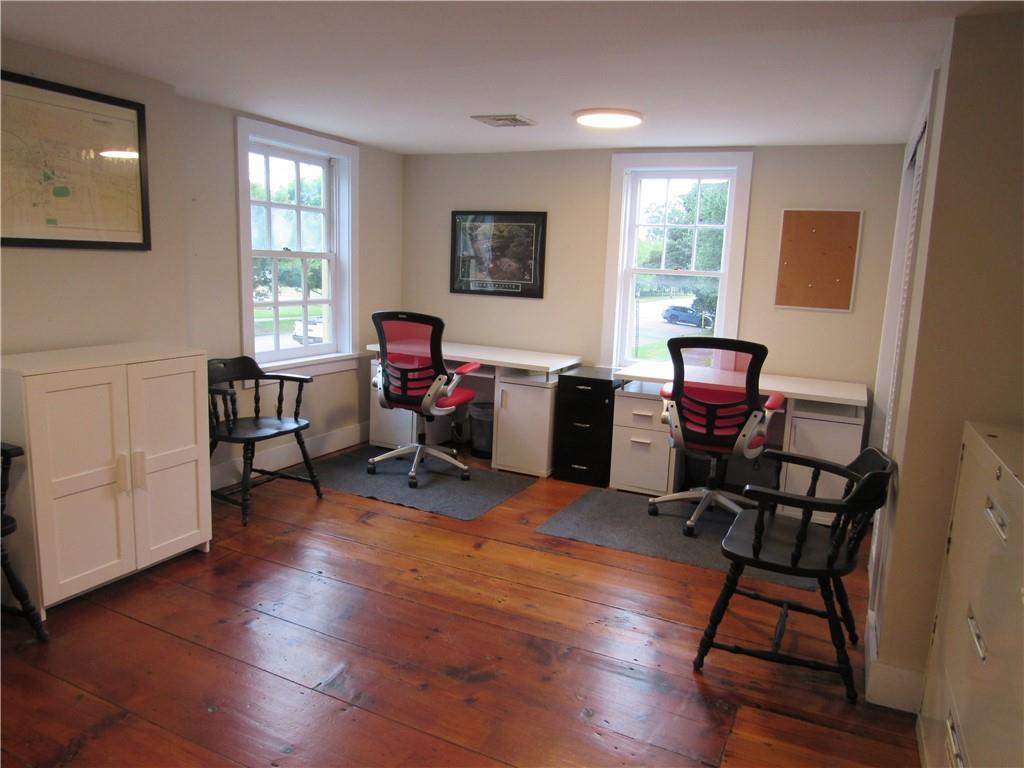 226 Main Street 2 Property Photo 2