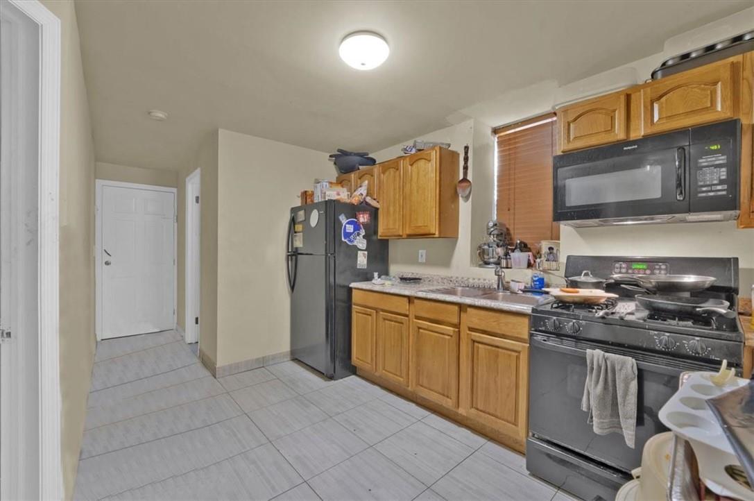 1362 Noble Avenue Property Photo 14