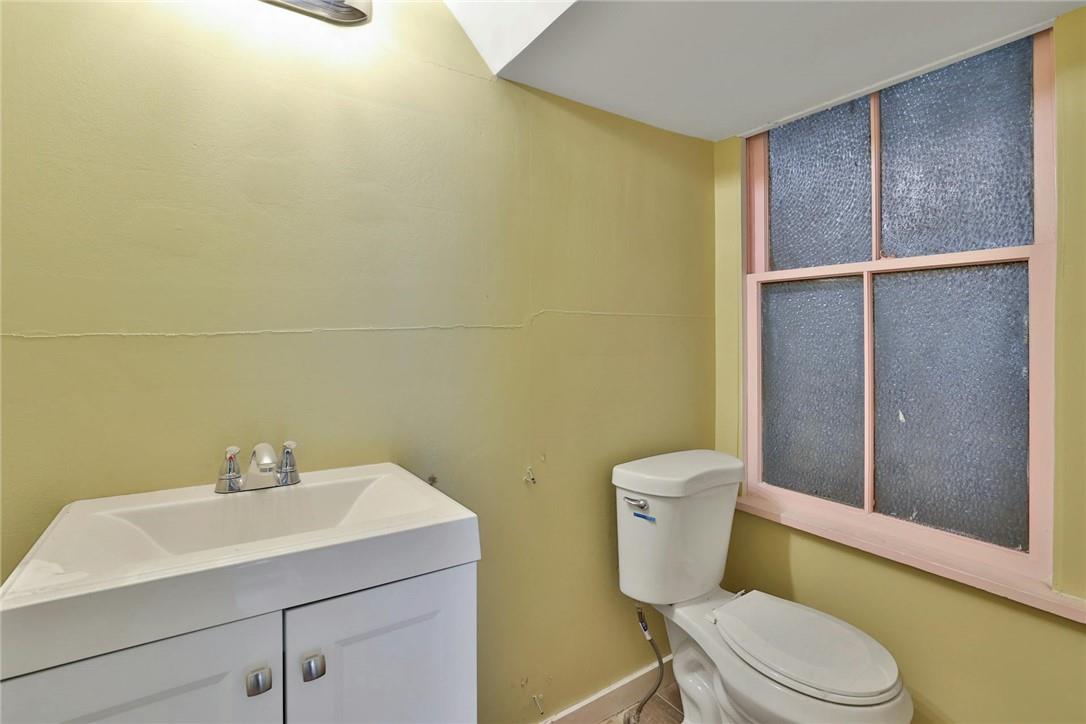 68 Brook Street Property Photo 13