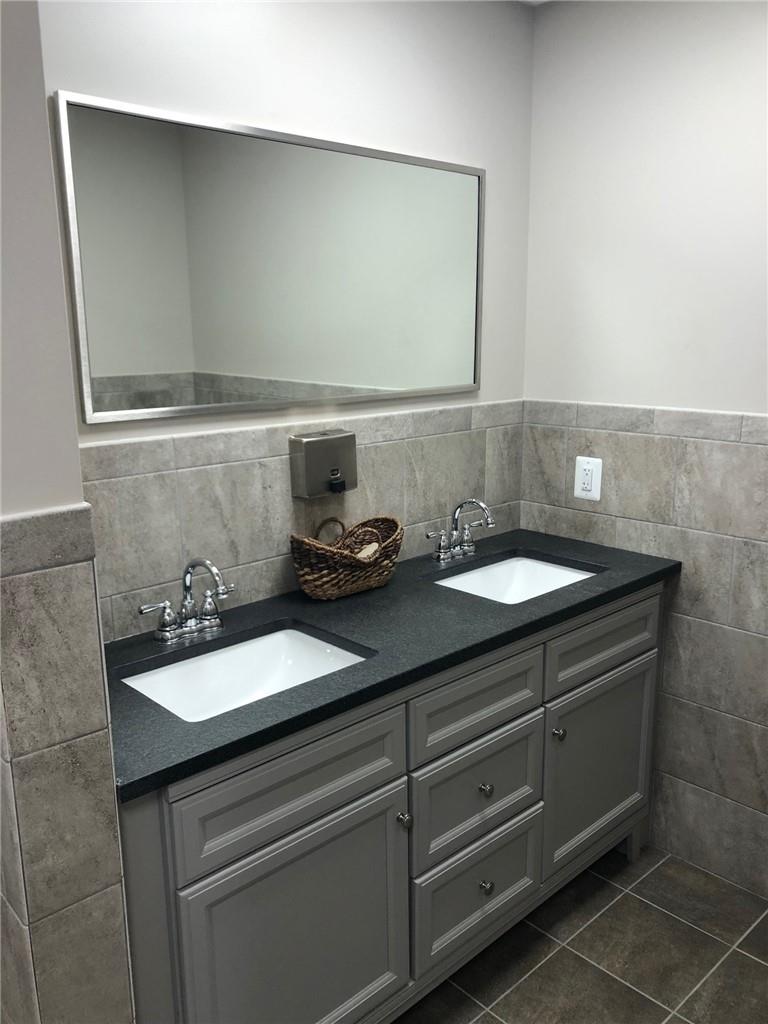 1 Scobie Drive Property Photo 10