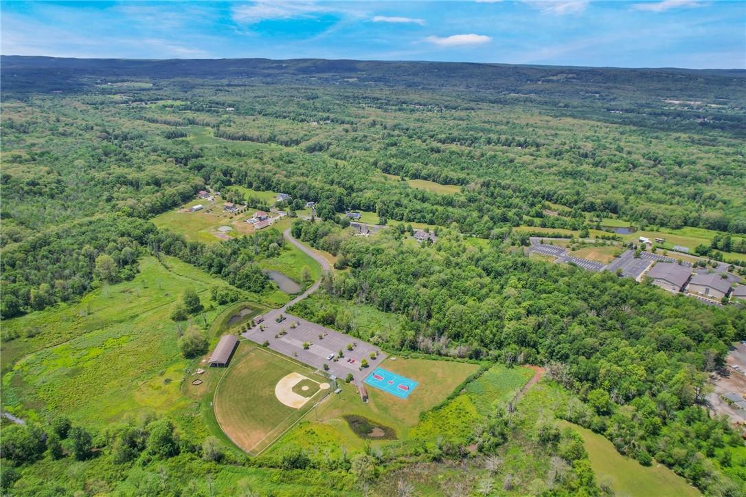 422 M And M Road Property Photo 4