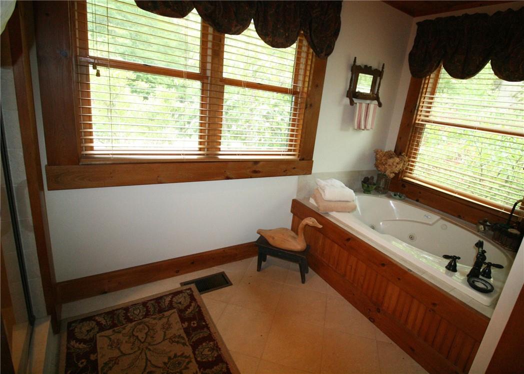 420 Woodstone Trail Property Photo 11