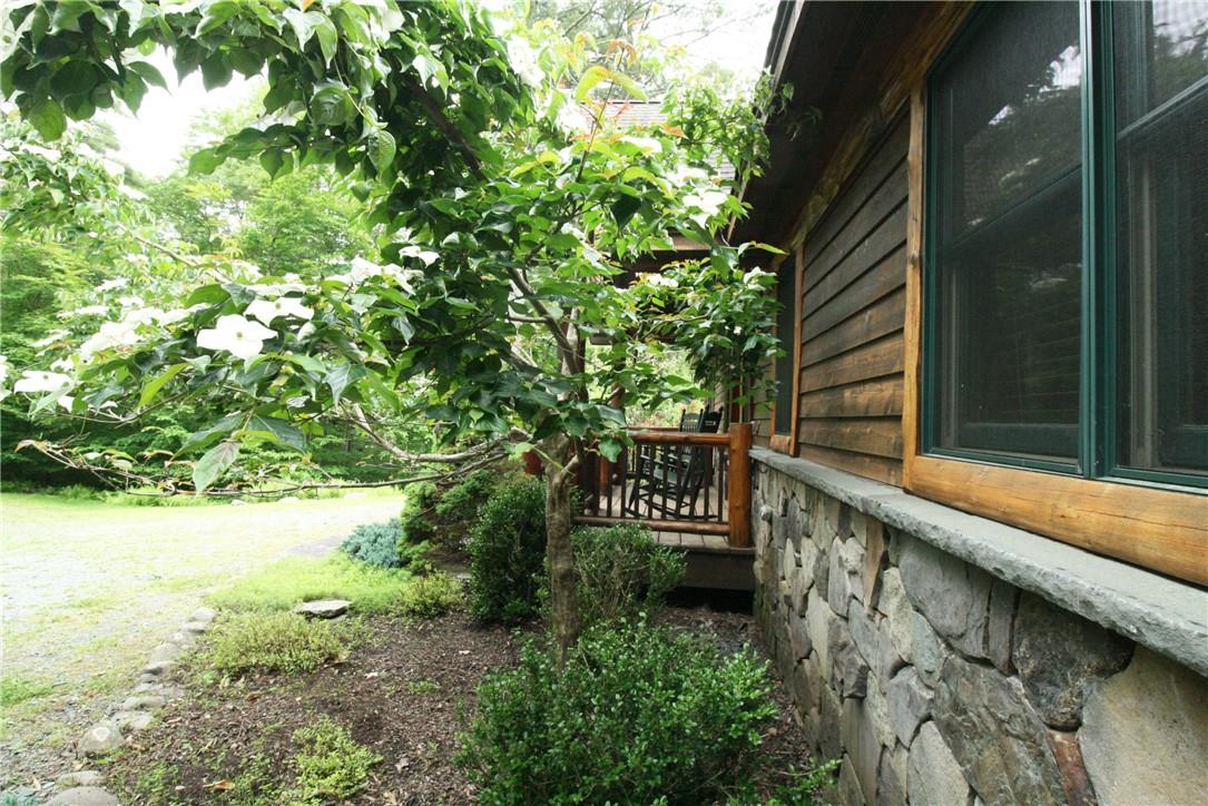 420 Woodstone Trail Property Photo 22