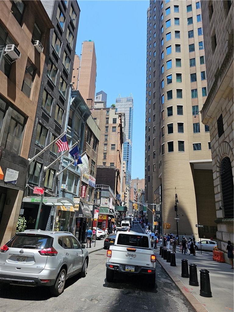 63 Nassau Street Property Photo 4