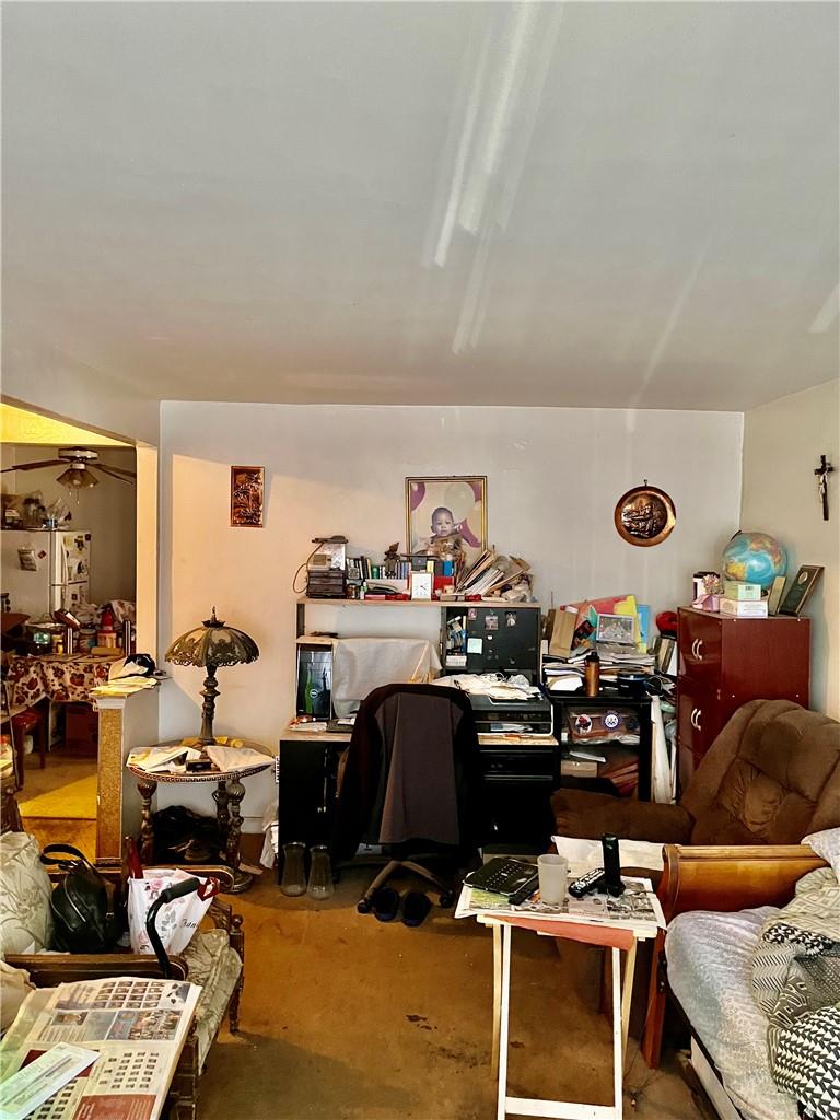 276 E 55th Street Property Photo 15
