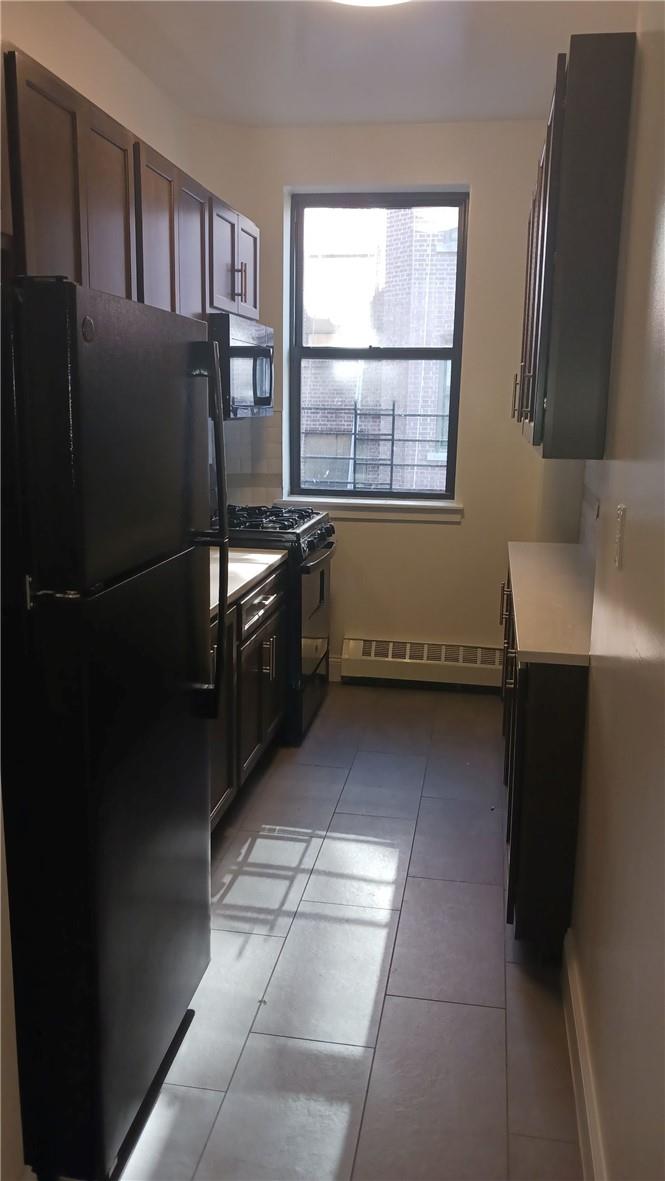 943 Teller Avenue 3a Property Photo 1