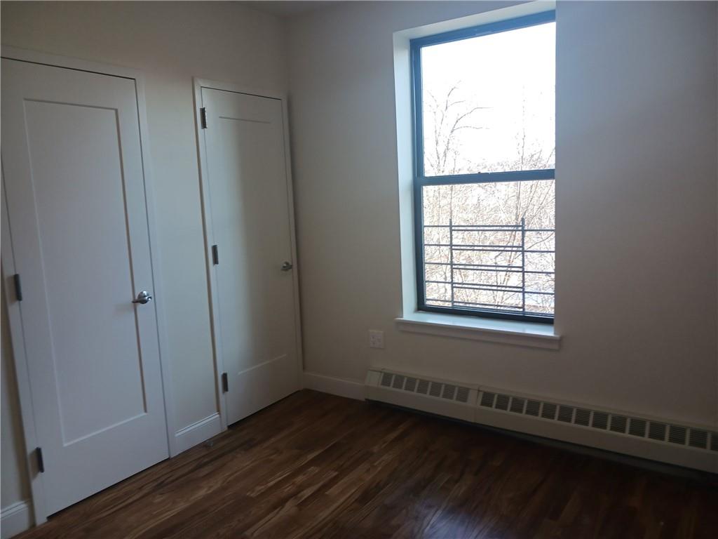 943 Teller Avenue 3a Property Photo 10