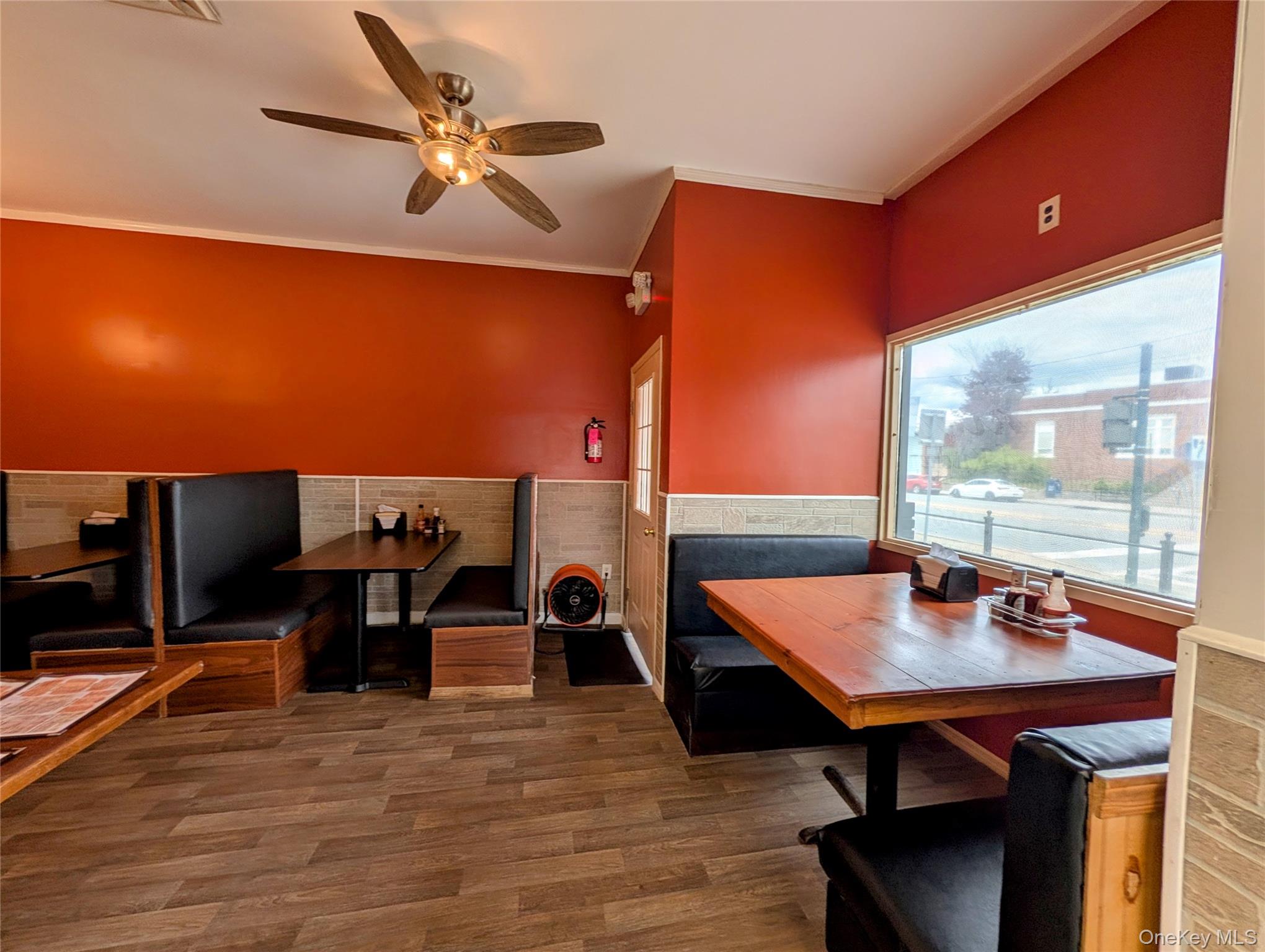485 Broadway Property Photo 8