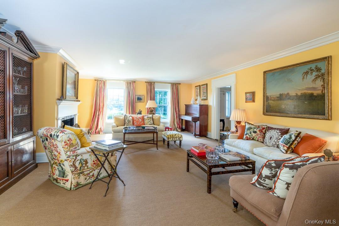 20 Smithfield Way Property Photo 4