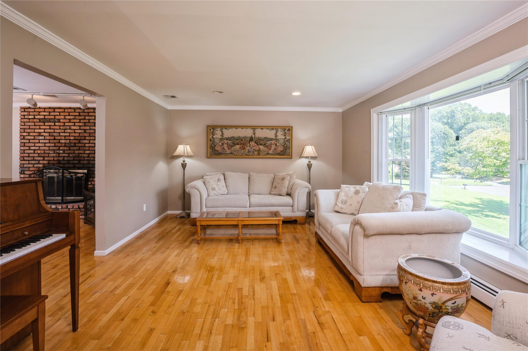 31 Brookline Way Property Photo 6