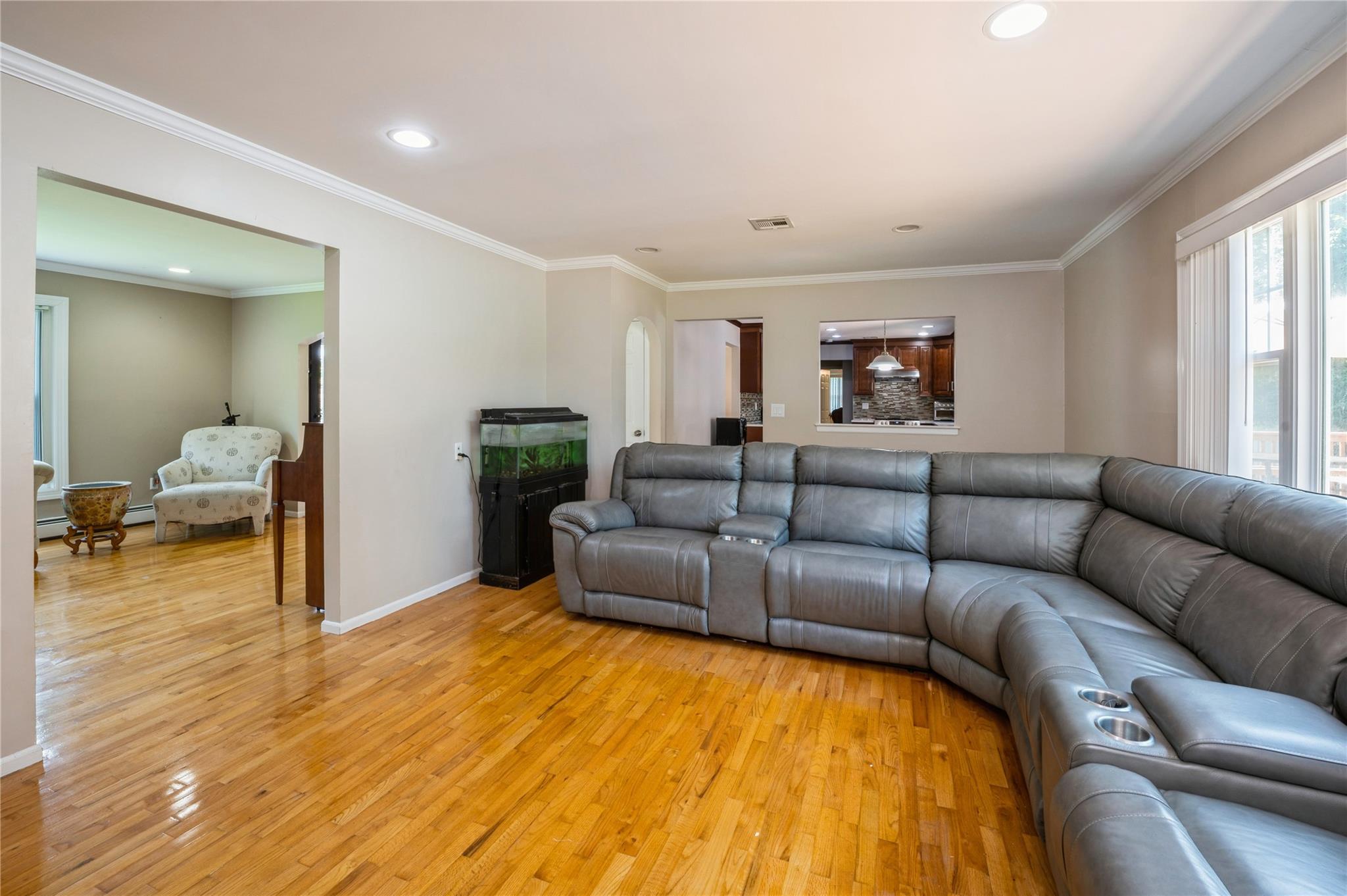 31 Brookline Way Property Photo 7