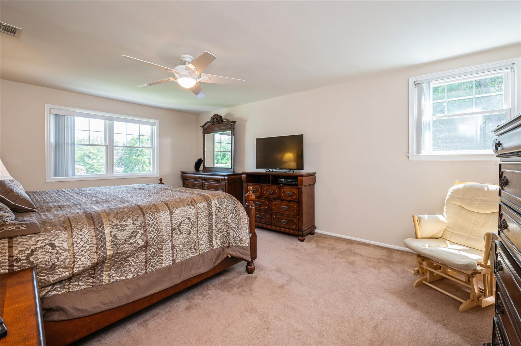 31 Brookline Way Property Photo 13