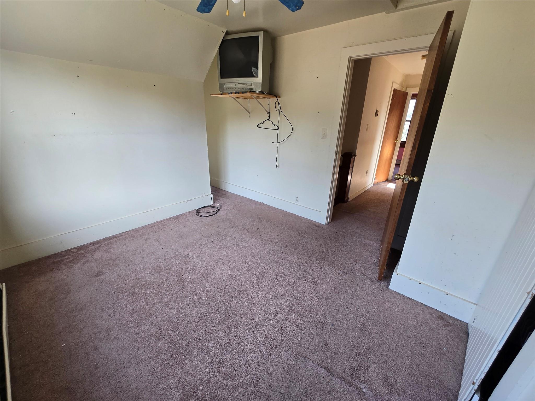 275-277 State Route 17b Property Photo 15