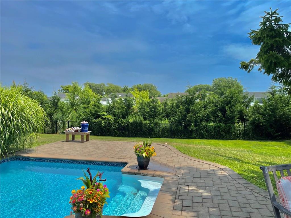 80 Udalia Court Property Photo 6