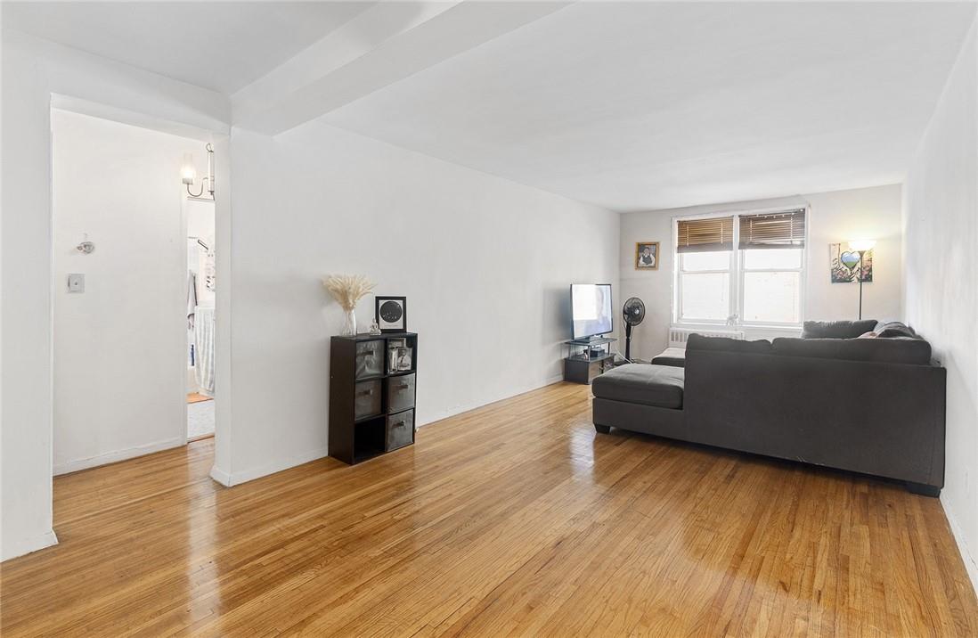 6535 Broadway 2A Property Photo 1