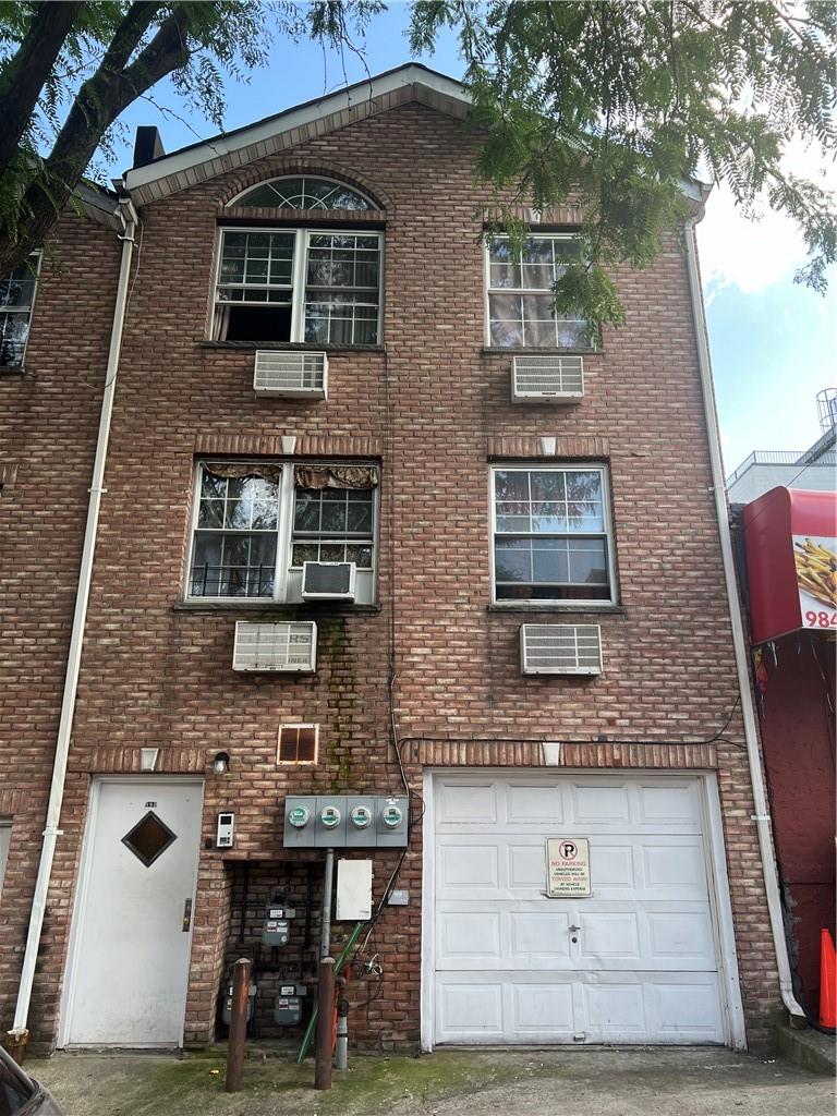990 Jennings Street Property Photo