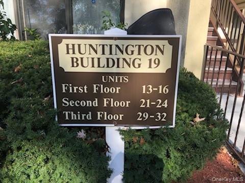 30 Huntington Circle Property Photo 3
