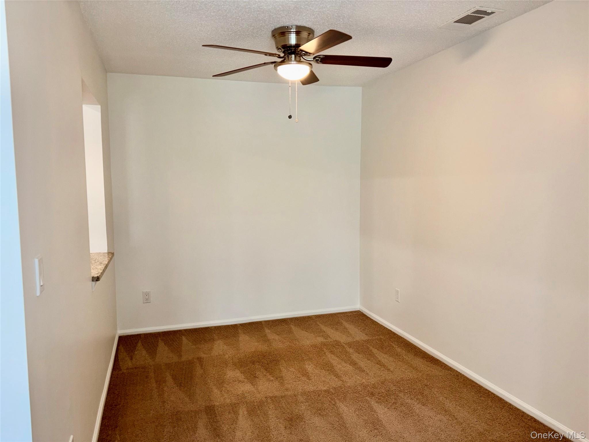 30 Huntington Circle Property Photo 13