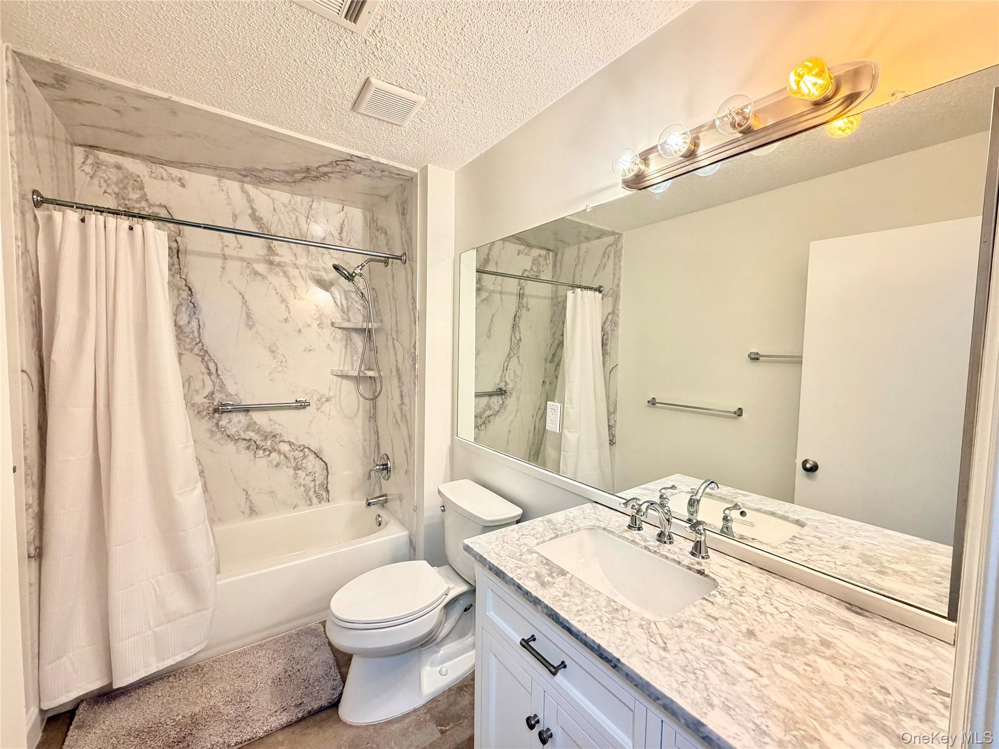 30 Huntington Circle Property Photo 18