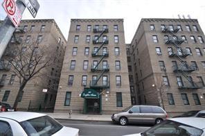 1670 Longfellow Avenue 3j Property Photo 1