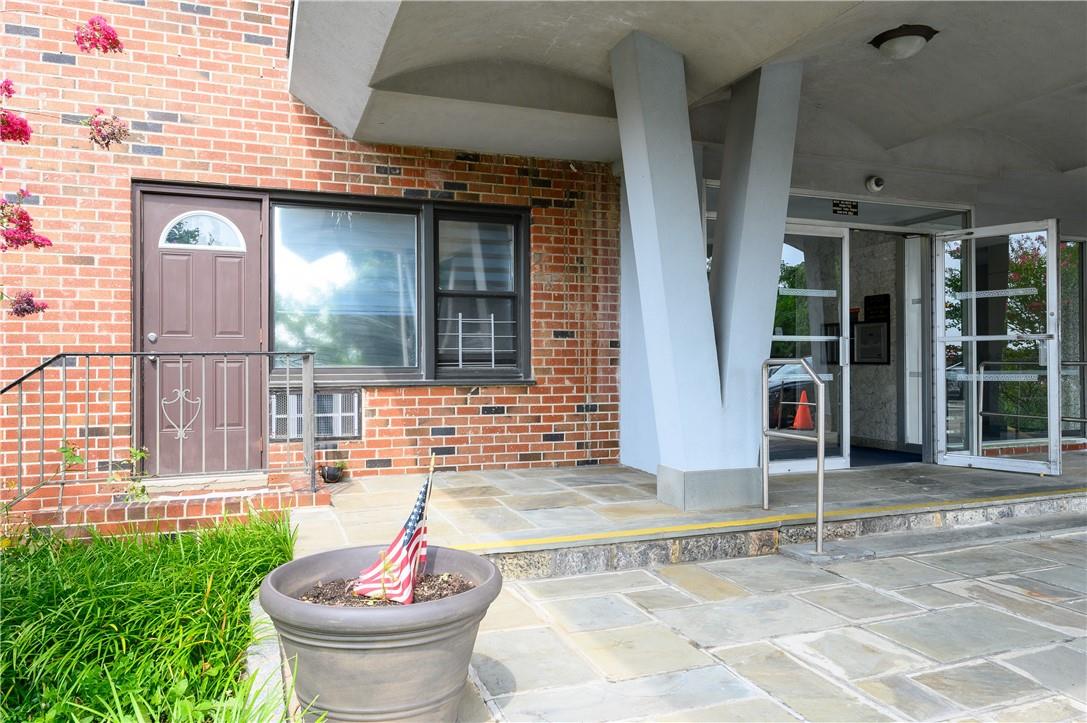 1841 Central Park Avenue Lg Property Photo 16