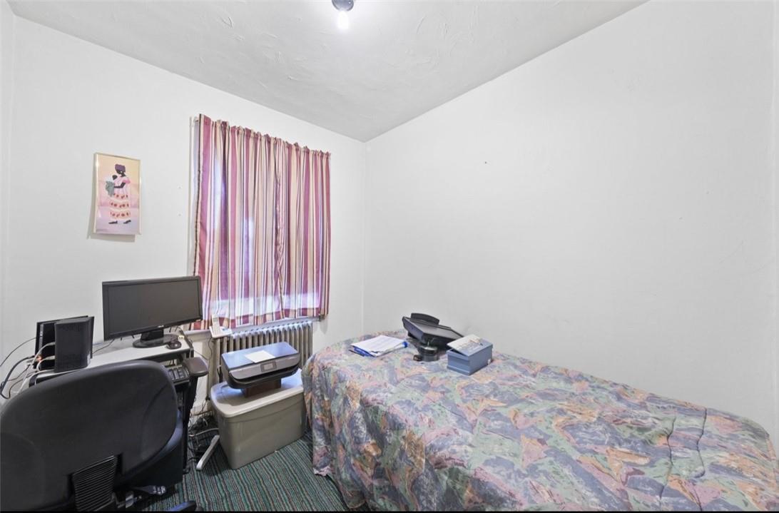 83 Montgomery Street Property Photo 3