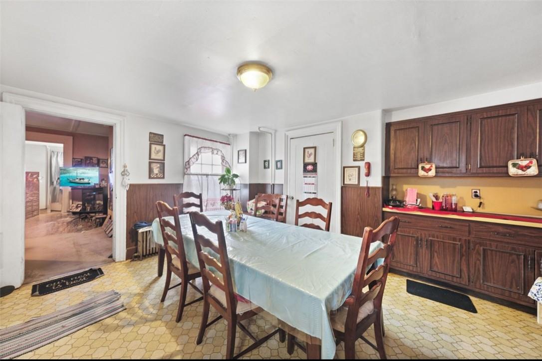 83 Montgomery Street Property Photo 10