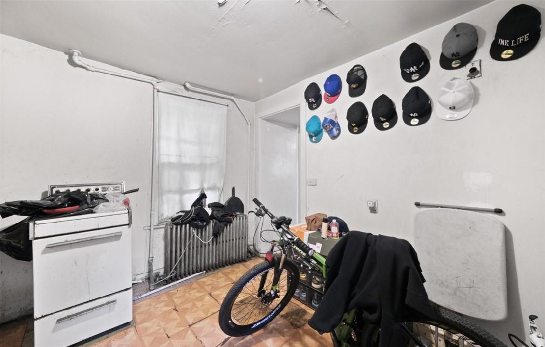 83 Montgomery Street Property Photo 15