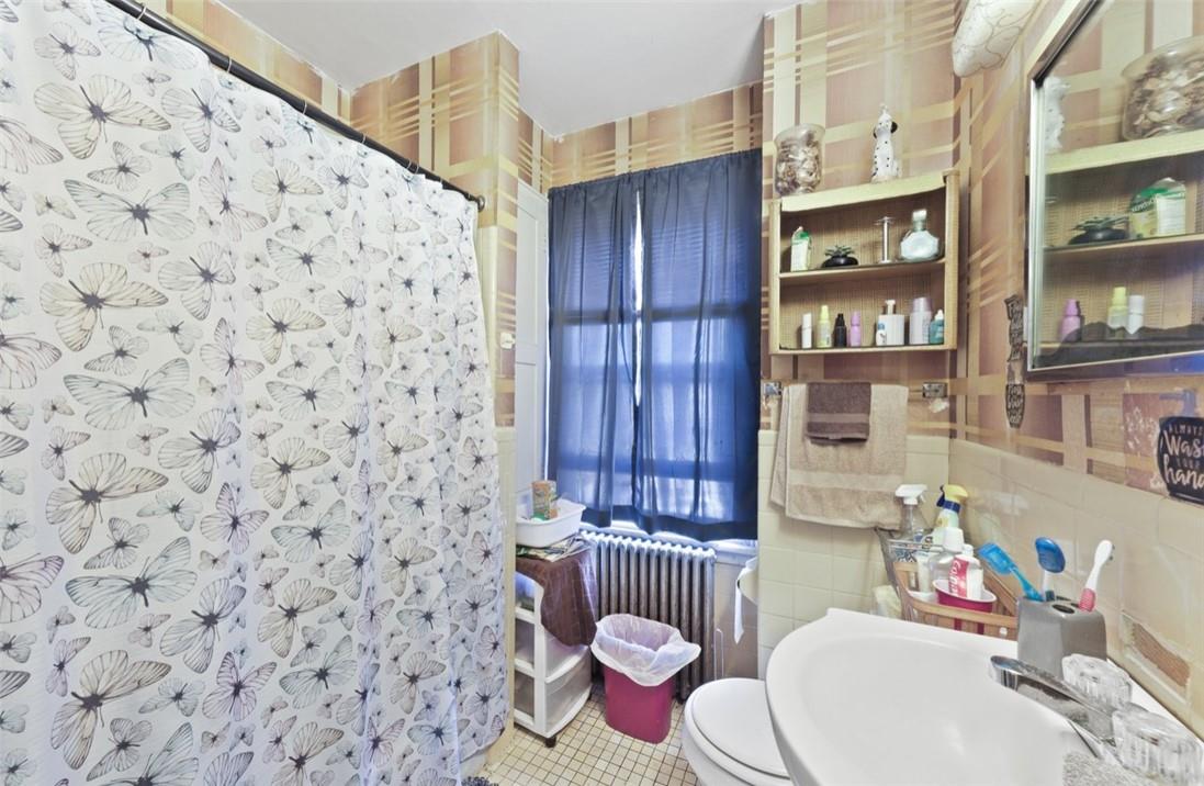 83 Montgomery Street Property Photo 23