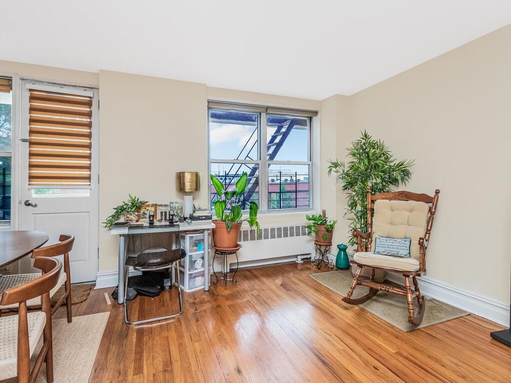 3201 Grand Concourse 2e Property Photo 4