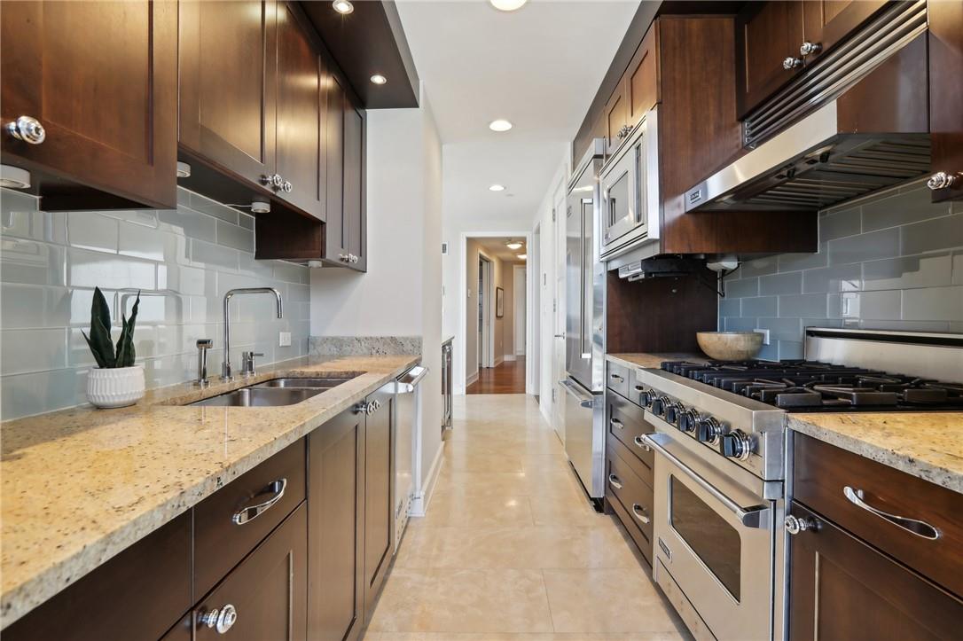 1 Renaissance Square 25a Property Photo 7
