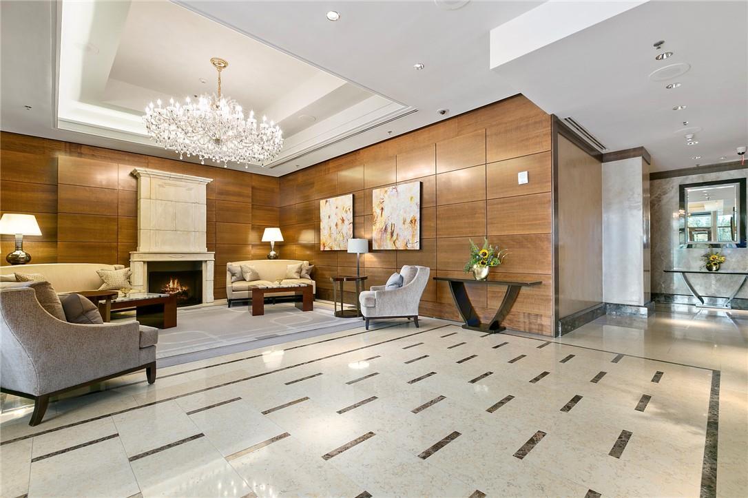 1 Renaissance Square 25a Property Photo 24