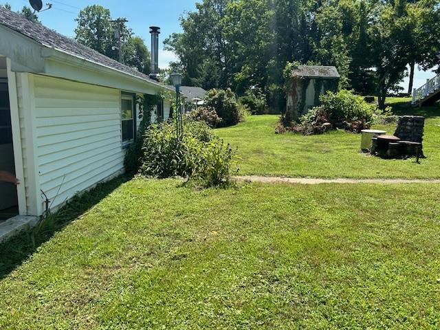 9 Locust Road Property Photo 2