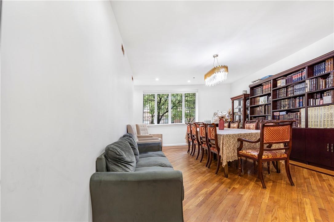 57 Lorimer Street 1a Property Photo 1