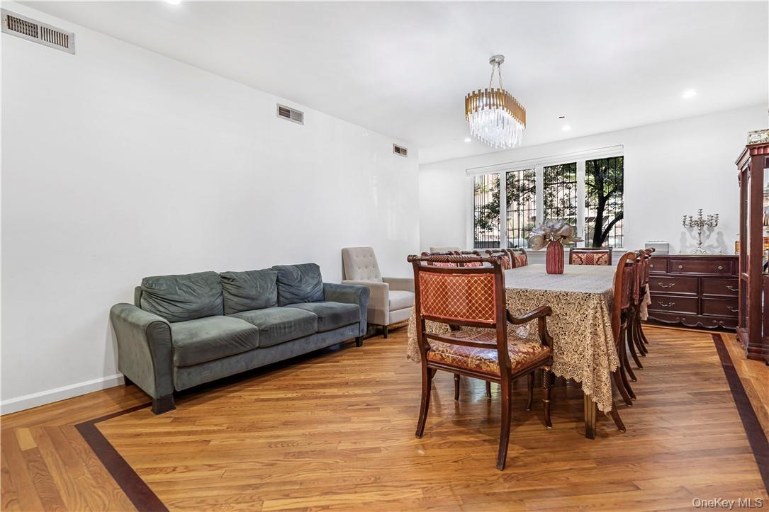 57 Lorimer Street 1a Property Photo 2